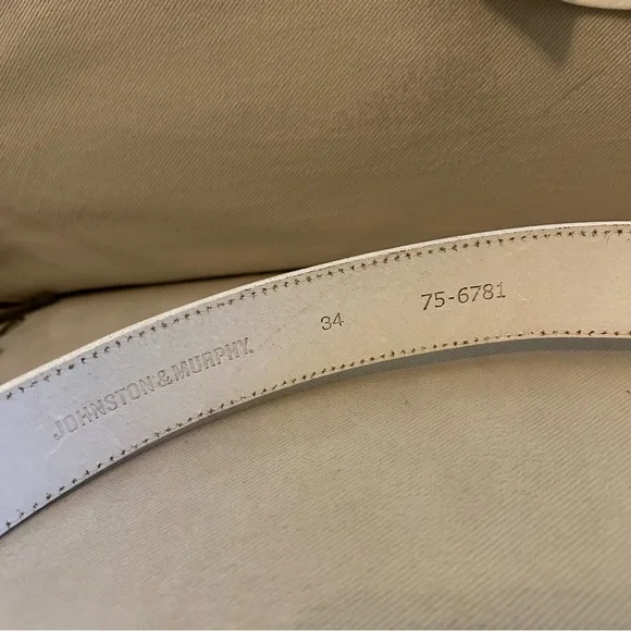 Johnston and Murphy Men's White Leather Belt, EUC size 34